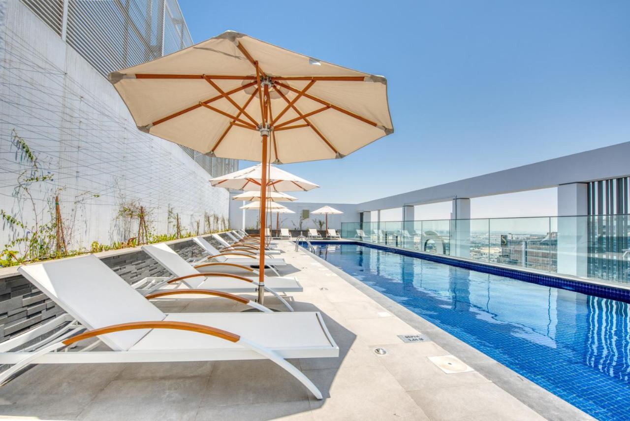 Sol Living - Sol Avenue Apartment Дубай Екстериор снимка