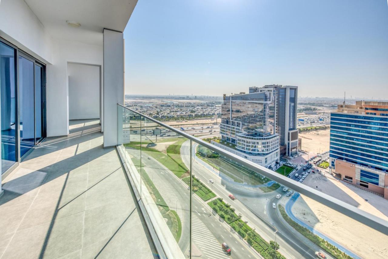 Sol Living - Sol Avenue Apartment Дубай Екстериор снимка