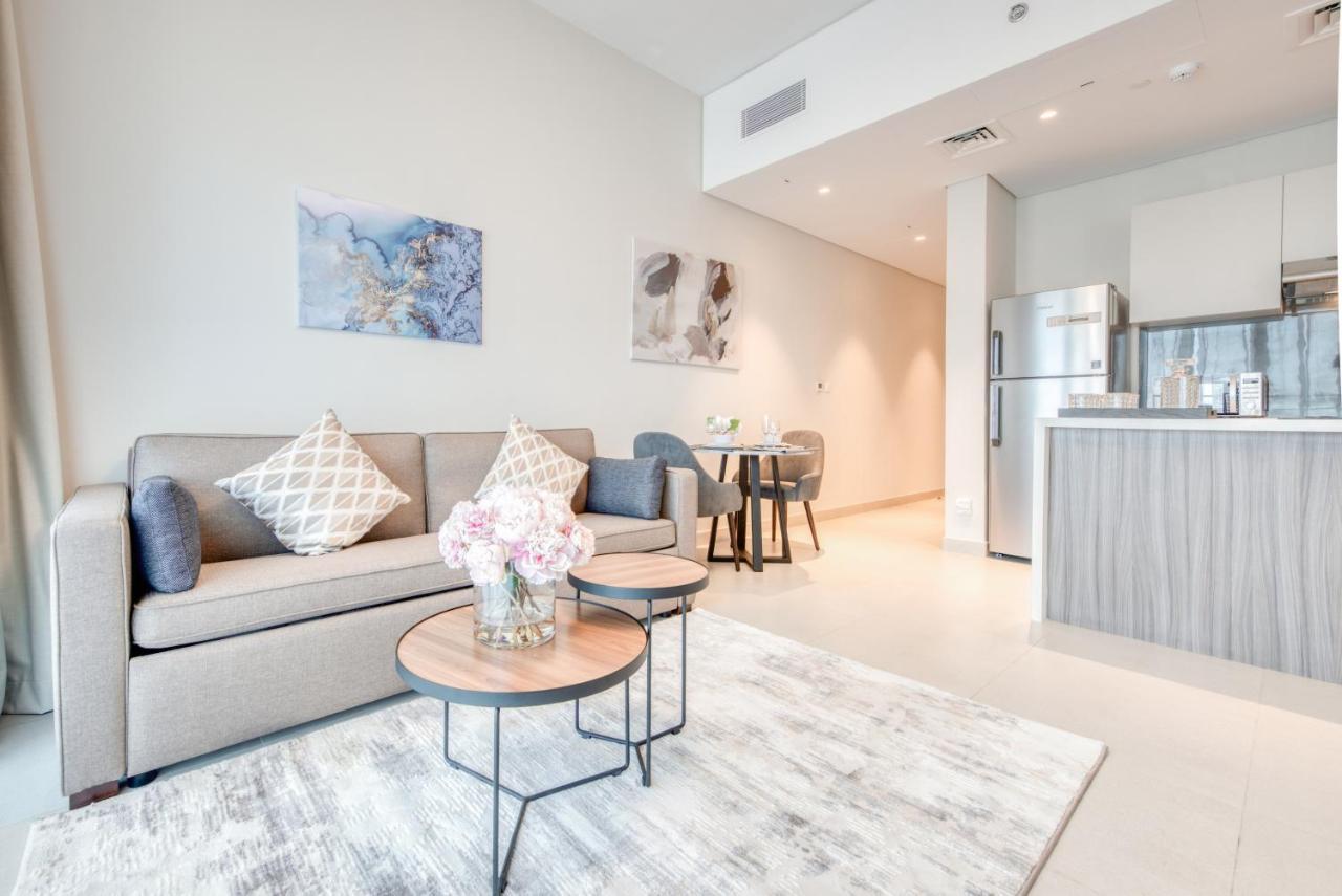 Sol Living - Sol Avenue Apartment Дубай Екстериор снимка