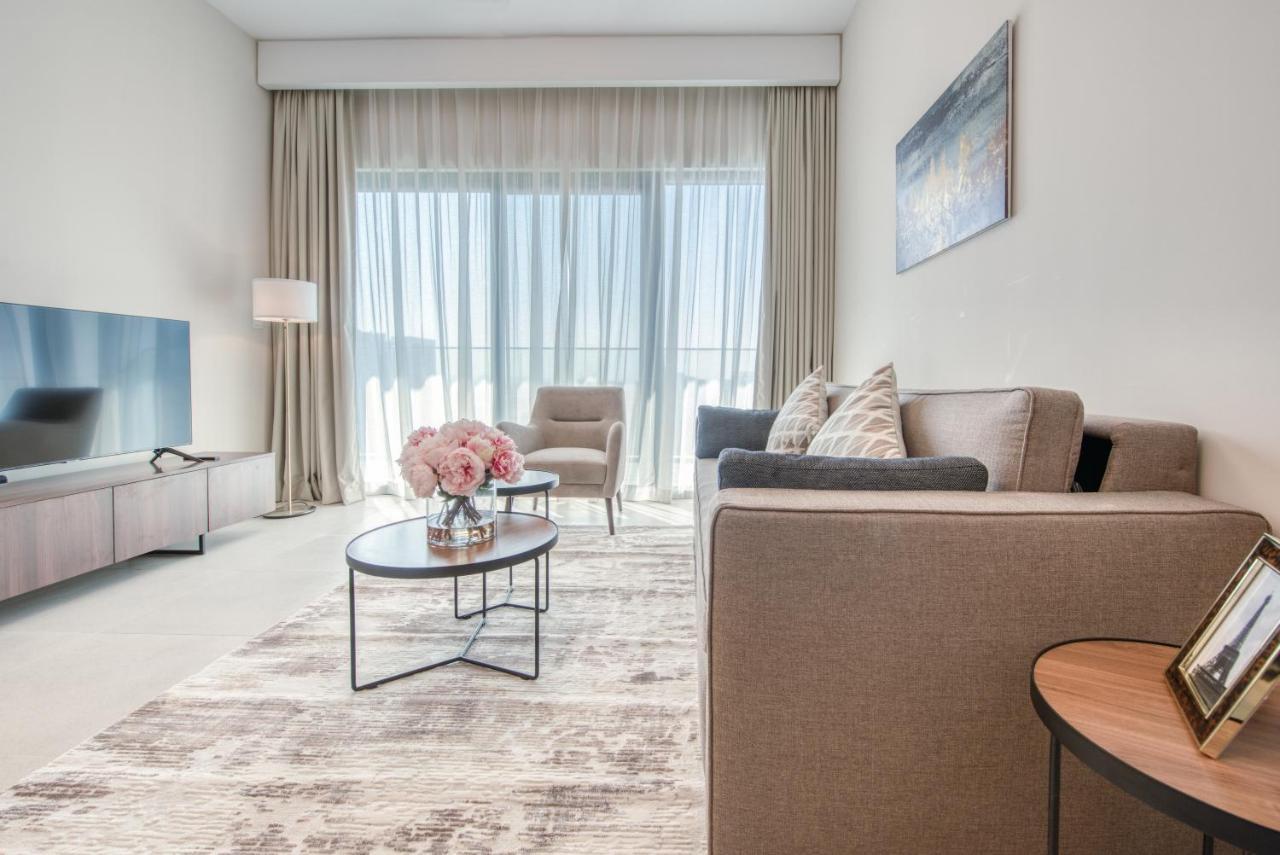 Sol Living - Sol Avenue Apartment Дубай Екстериор снимка