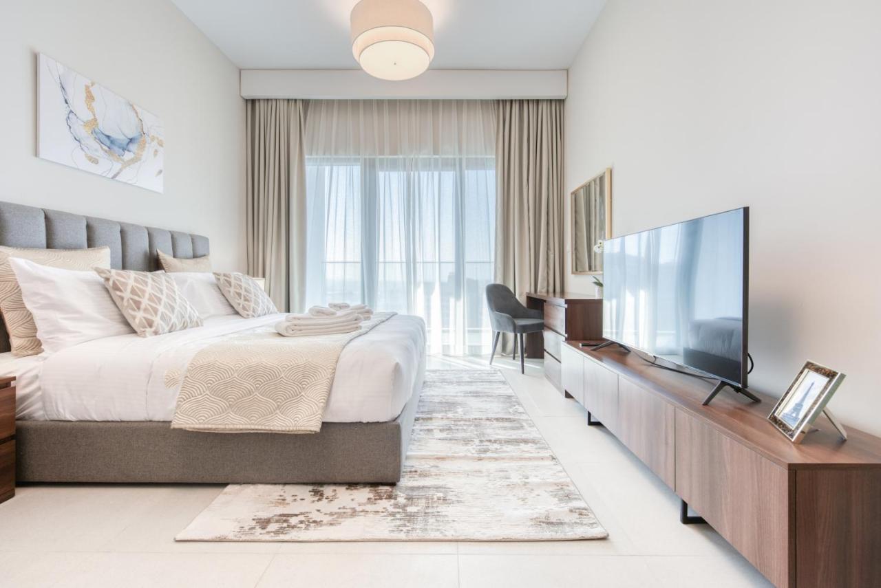 Sol Living - Sol Avenue Apartment Дубай Екстериор снимка