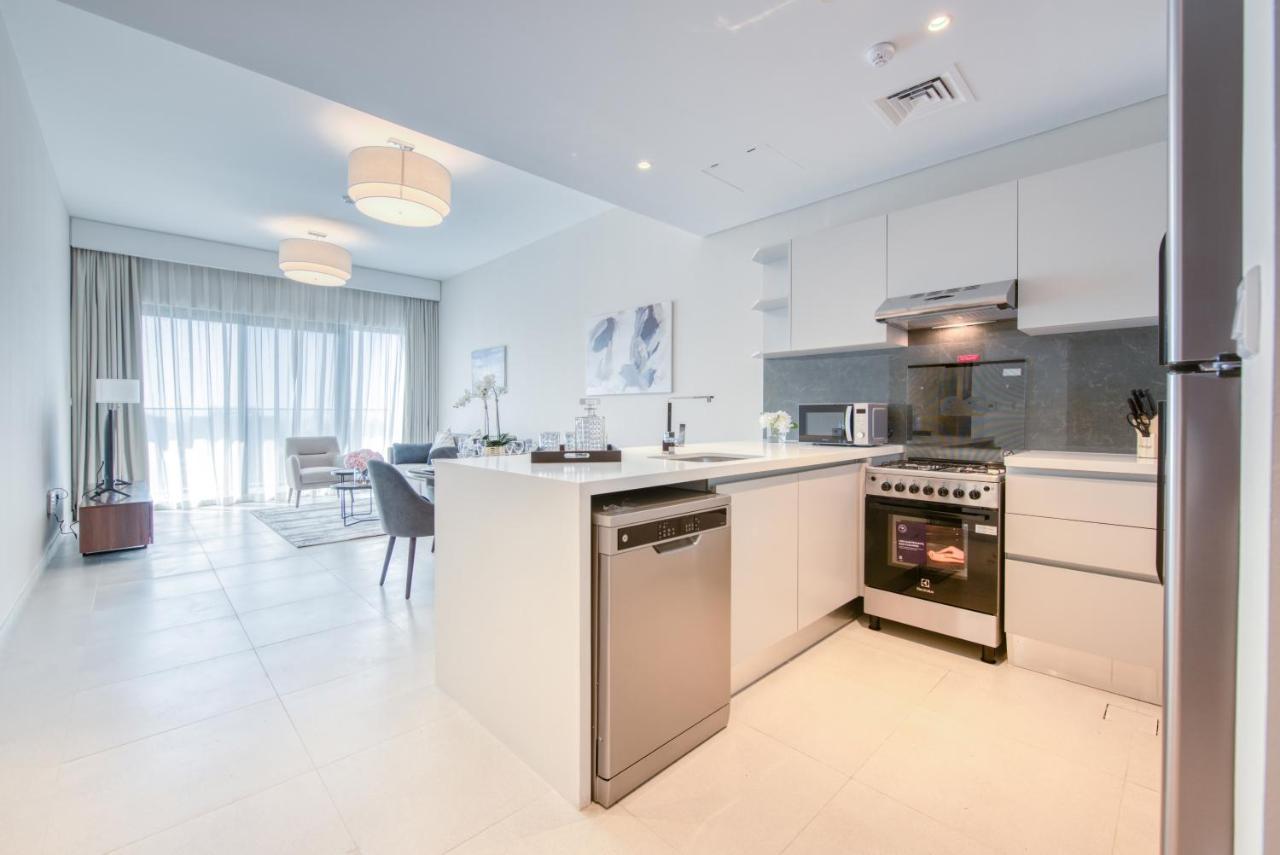 Sol Living - Sol Avenue Apartment Дубай Екстериор снимка