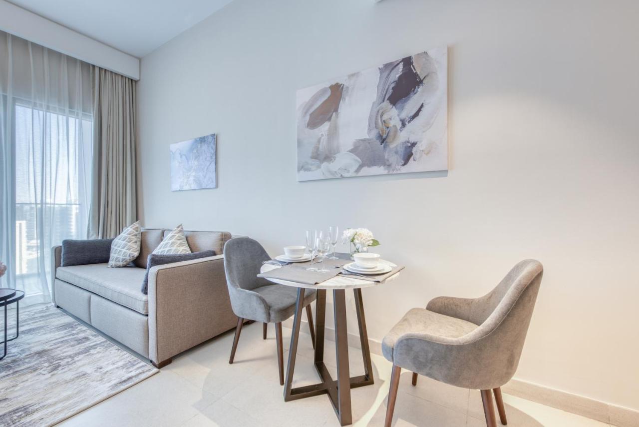 Sol Living - Sol Avenue Apartment Дубай Екстериор снимка