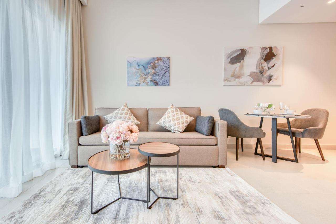 Sol Living - Sol Avenue Apartment Дубай Екстериор снимка